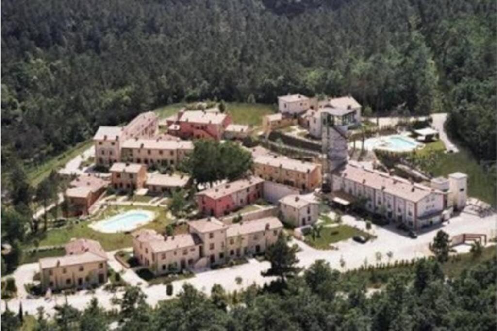 Casa Vacanze Nel Cuore Della Toscana Castagno  Bagian luar foto